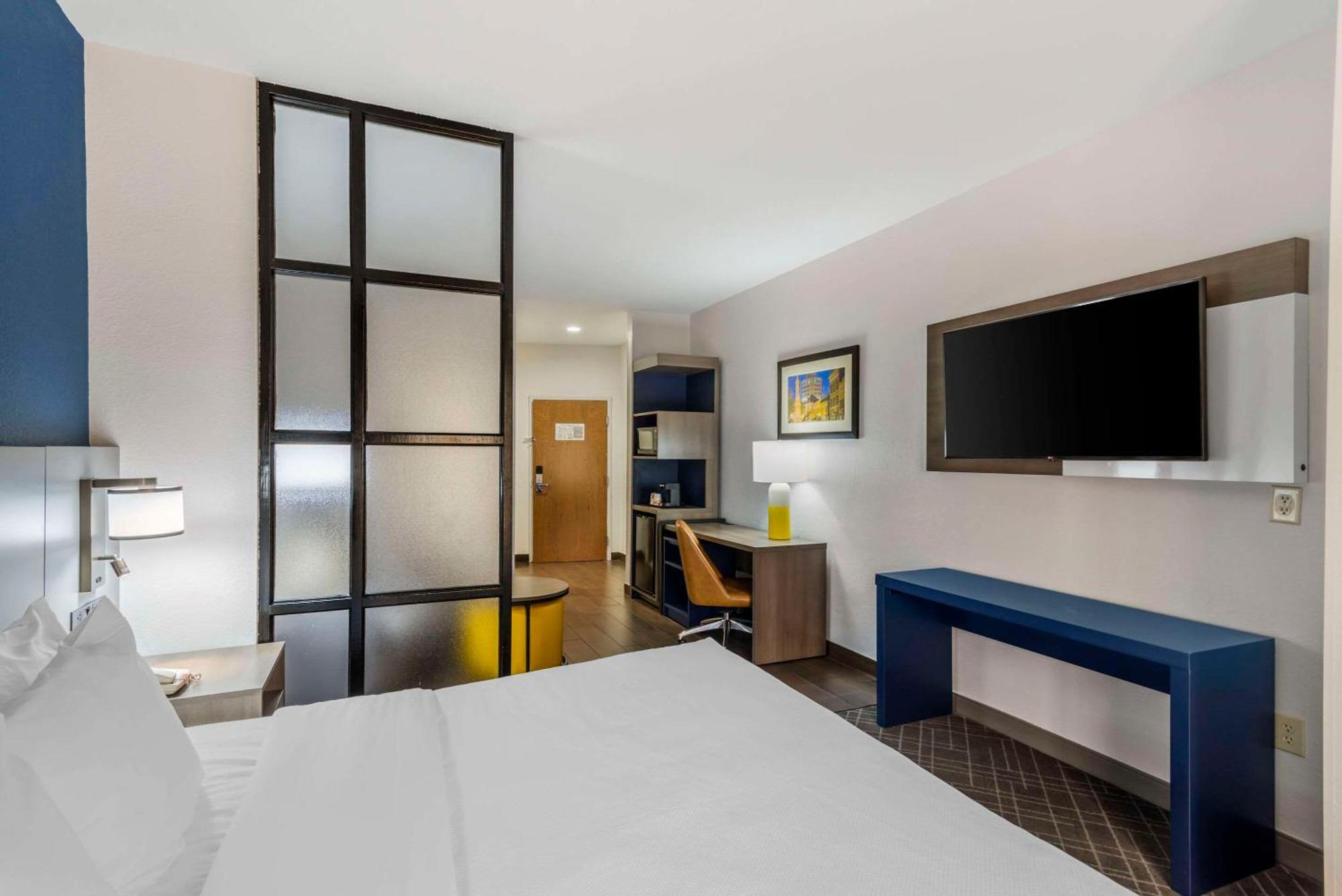 Comfort Suites Мейкон Экстерьер фото